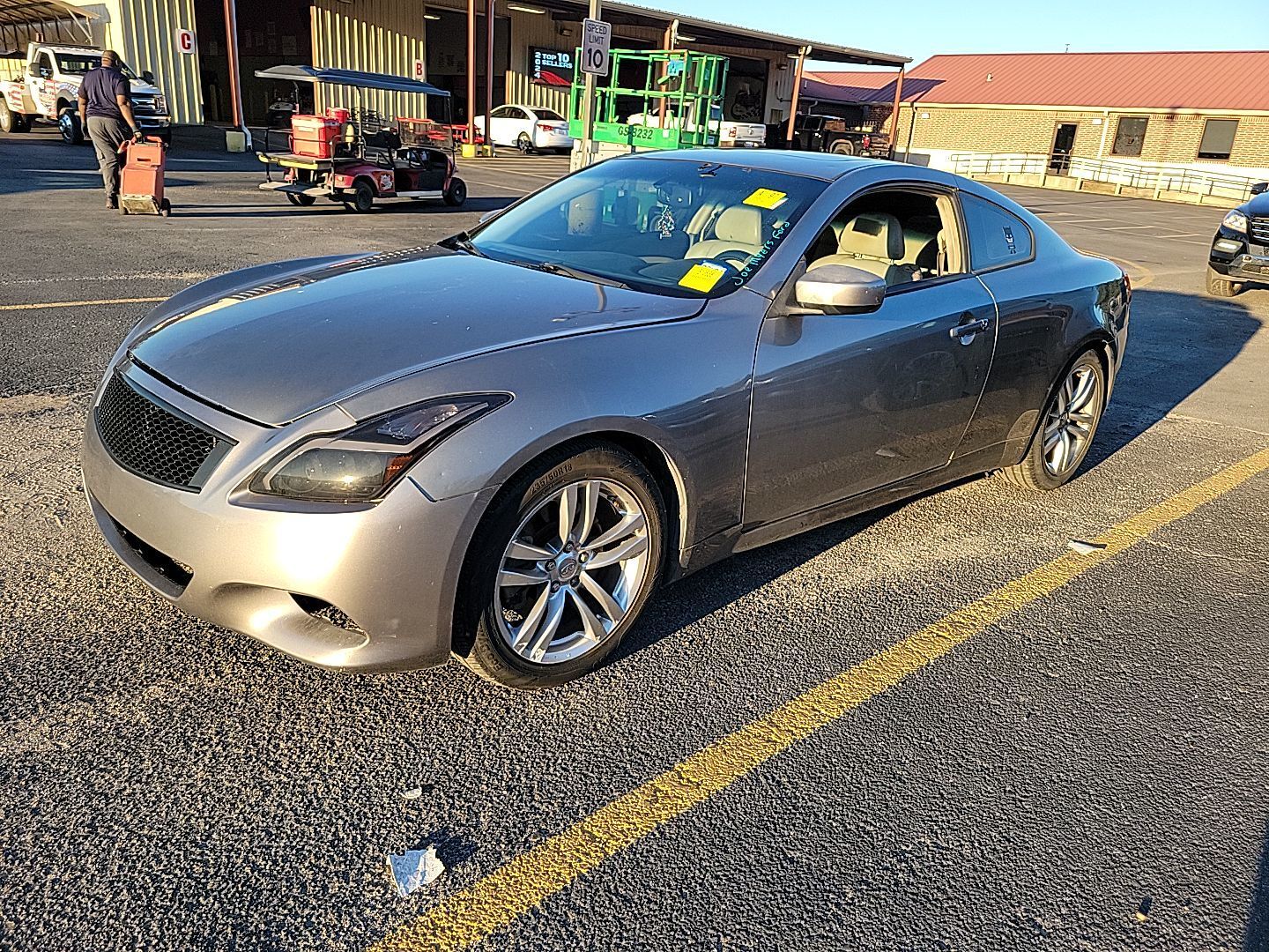 Infiniti G37