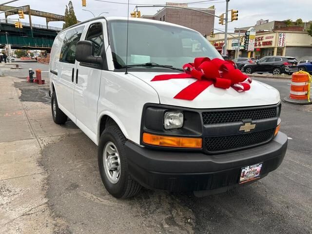 2016 CHEVROLET Express