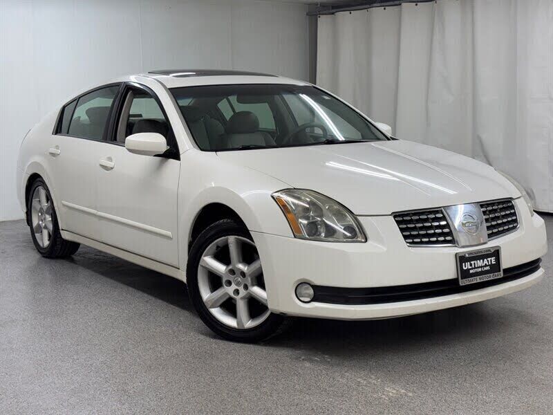 Nissan Maxima