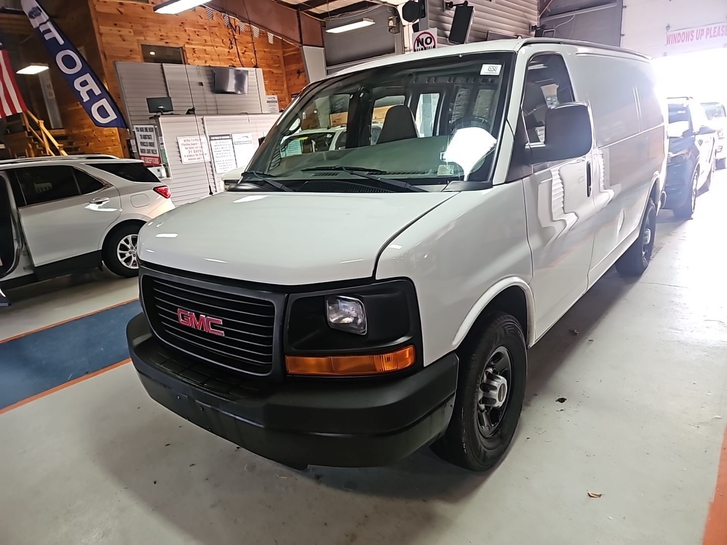 GMC Savana