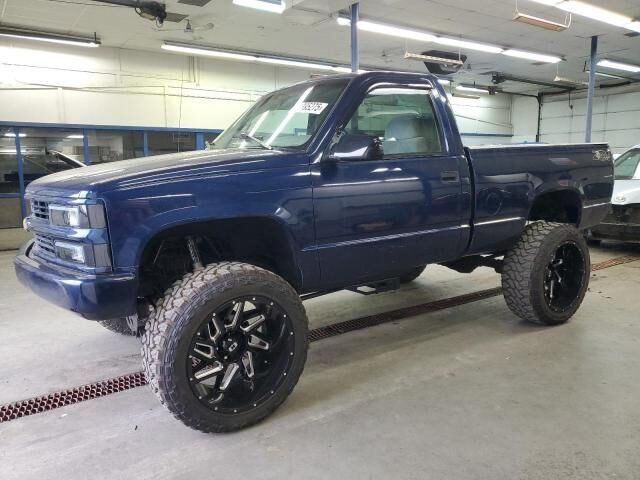 Chevrolet GMT-400