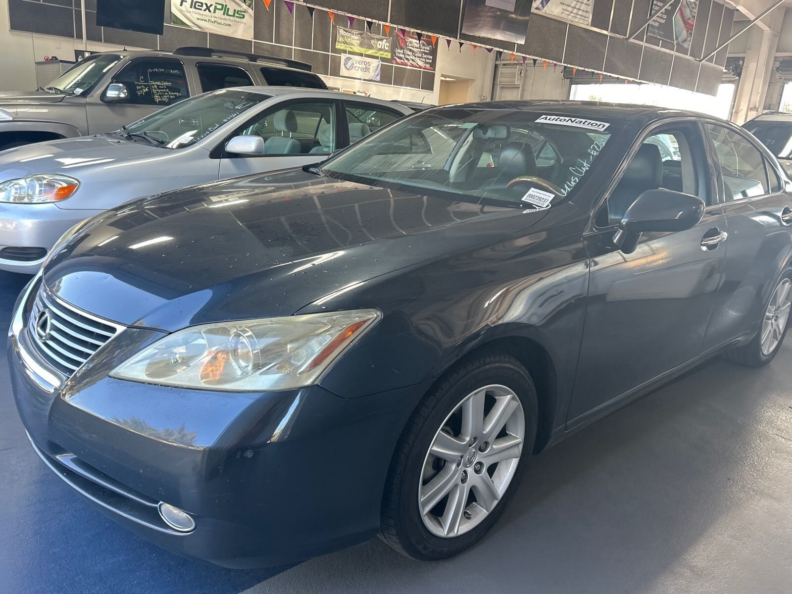 Lexus ES