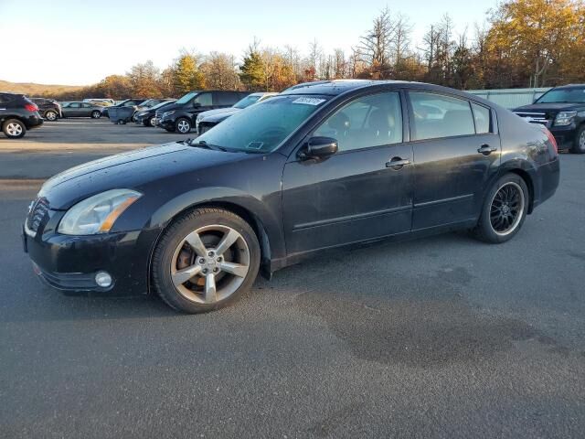 Nissan Maxima