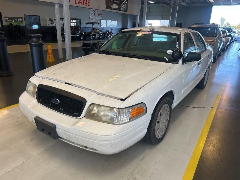 Ford Crown Victoria