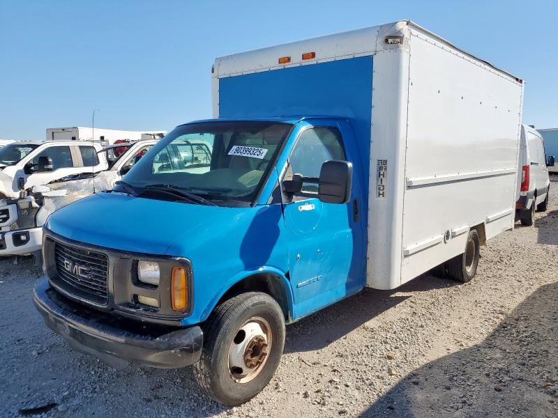 GMC Savana