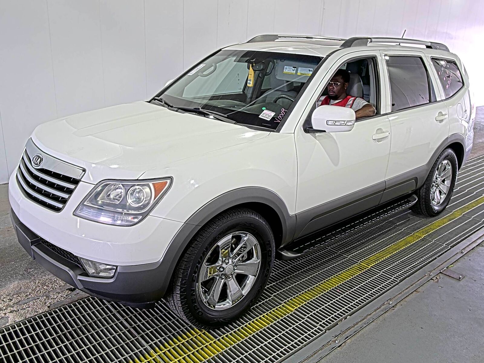 Kia Borrego
