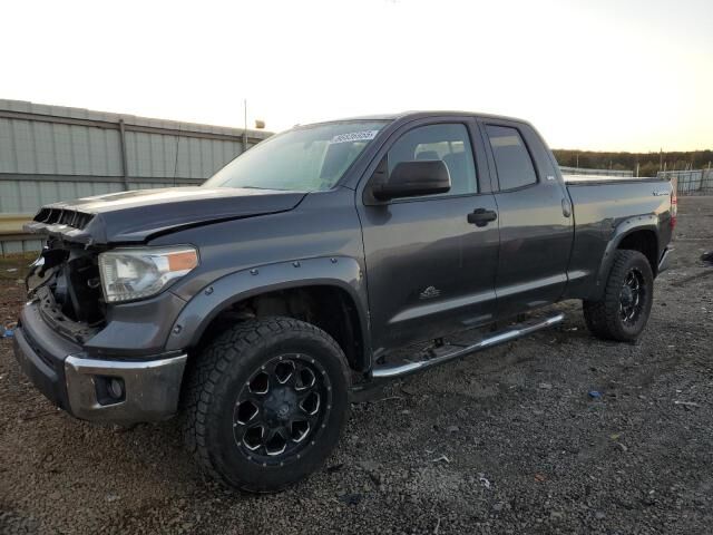 Toyota Tundra