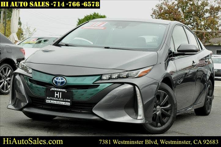2017 TOYOTA Prius