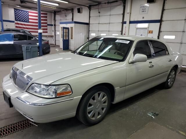 Lincoln Town Car
