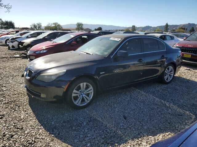 BMW 528i