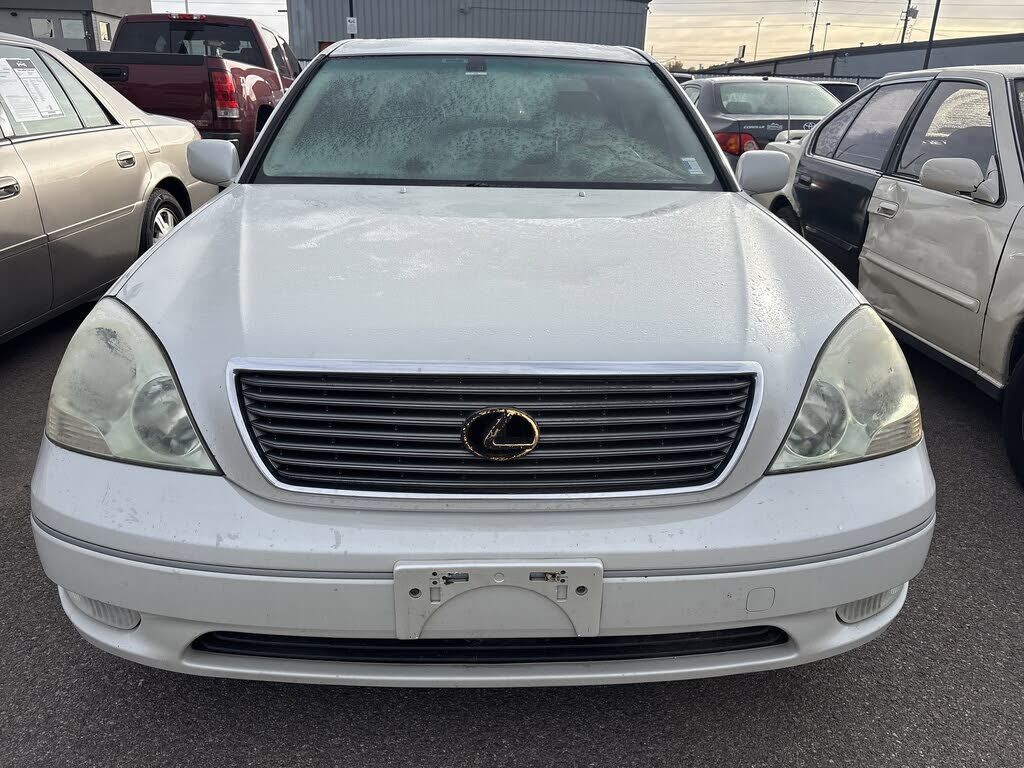 Lexus LS