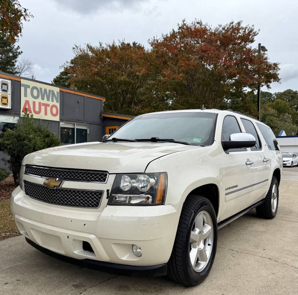 2012 CHEVROLET Suburban