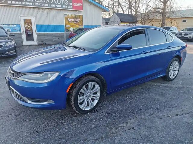Chrysler 200