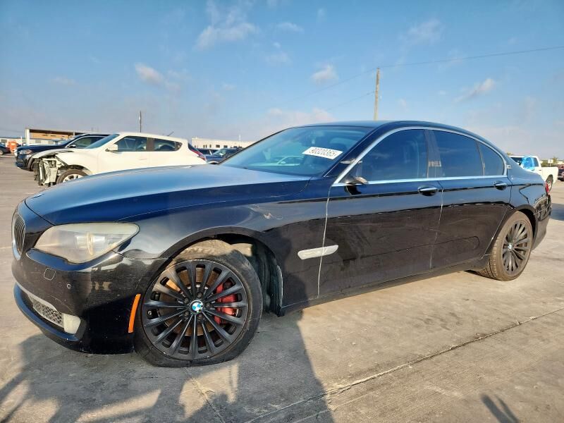 BMW 750i