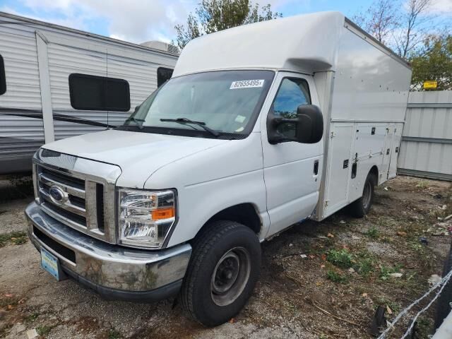 Ford E-350