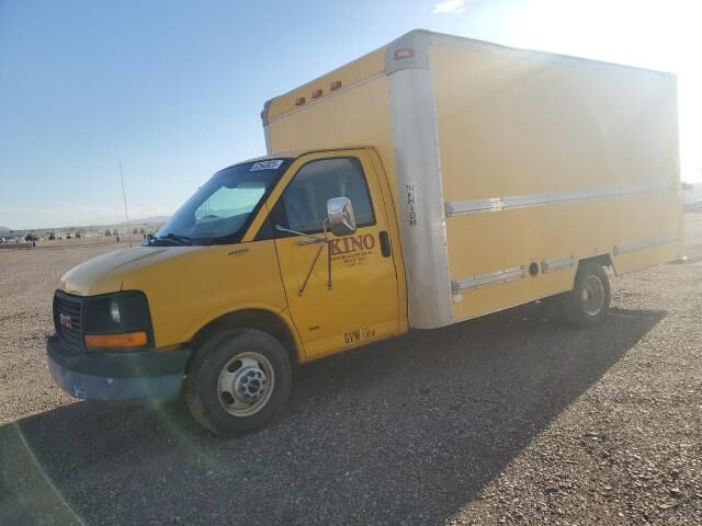 GMC Savana