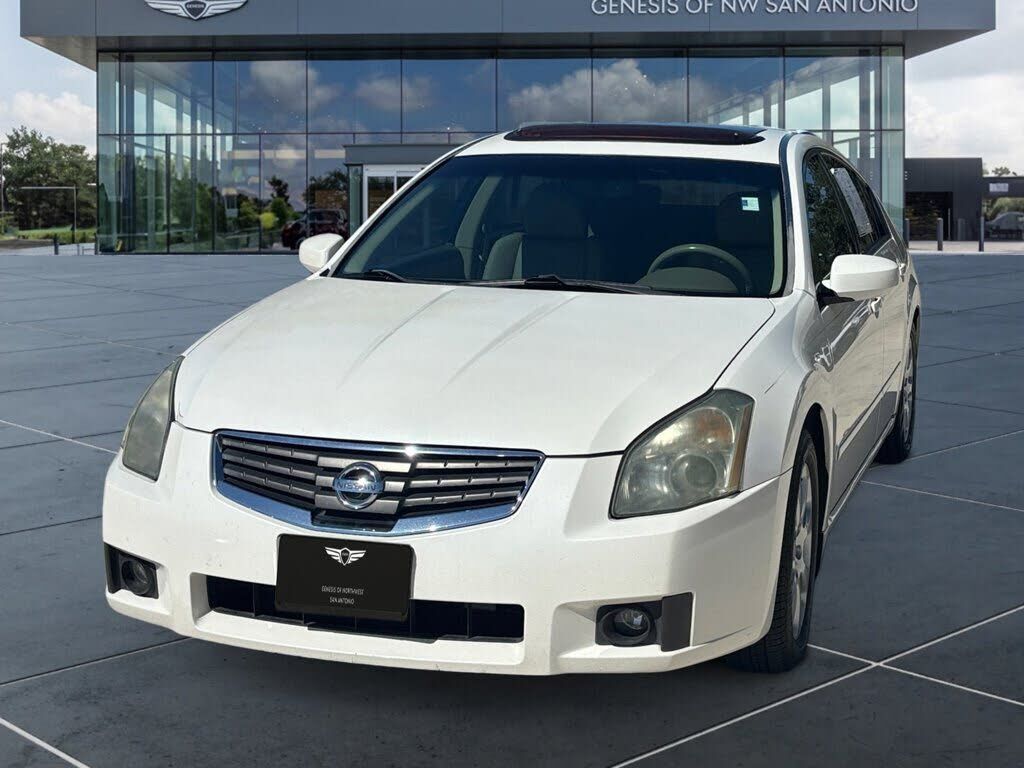 Nissan Maxima