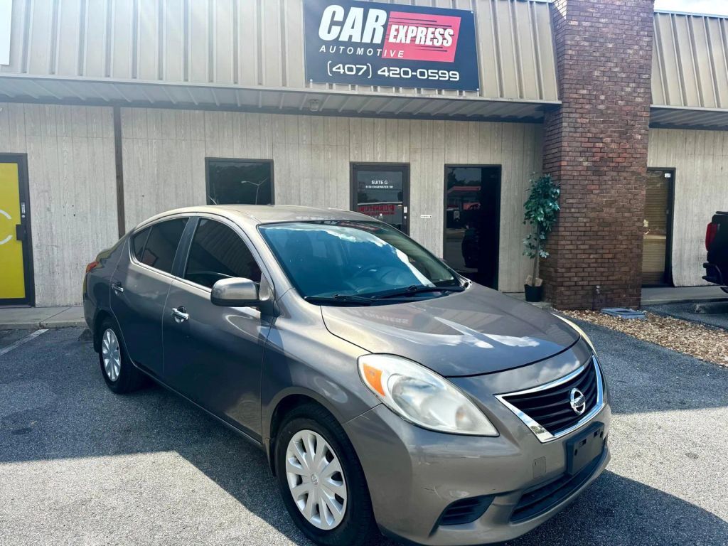 Nissan Versa