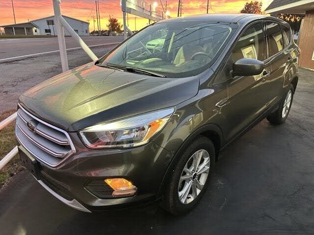 2017 FORD Escape