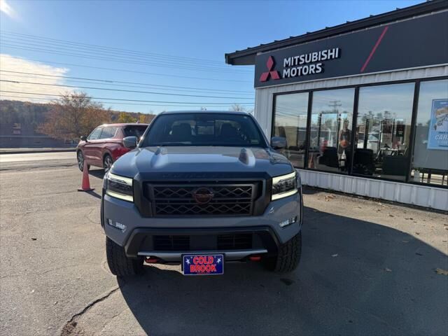 2024 NISSAN Frontier