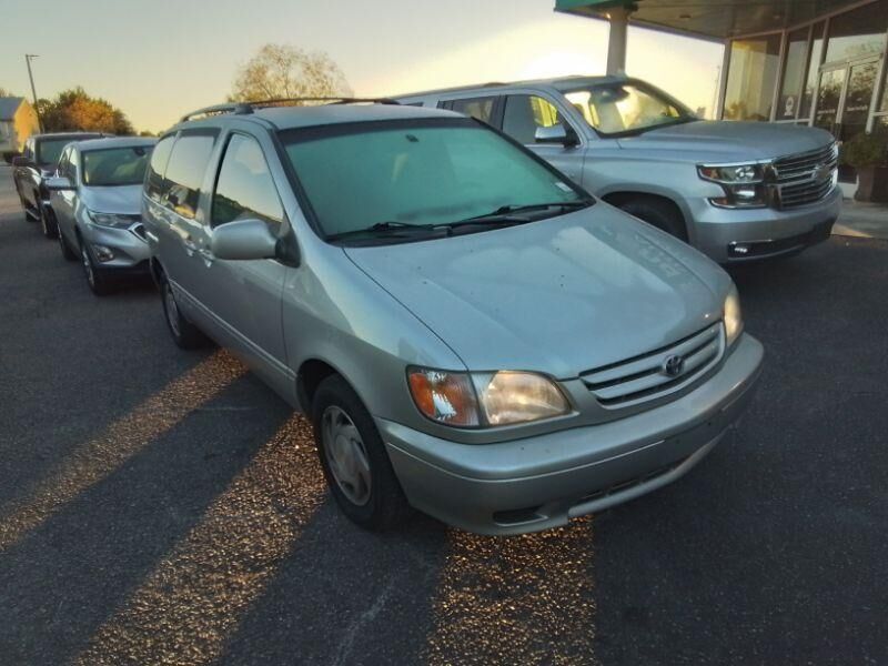 Toyota Sienna