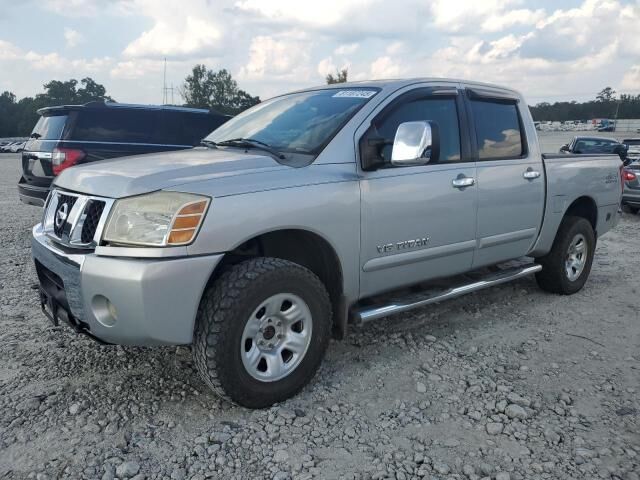 Nissan Titan
