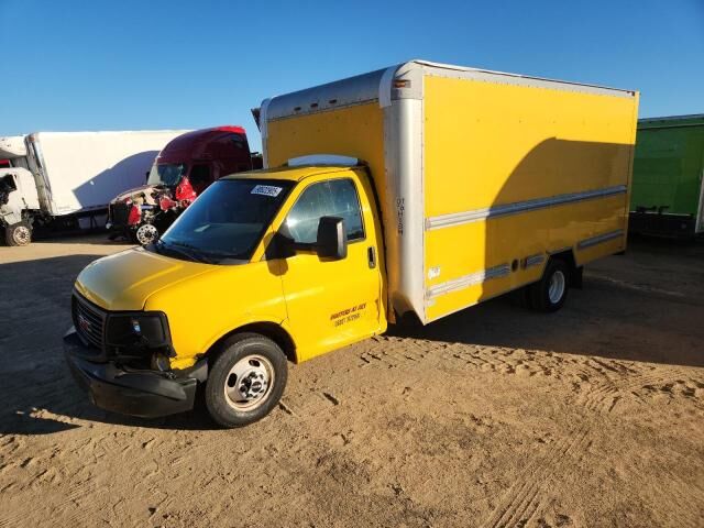GMC Savana