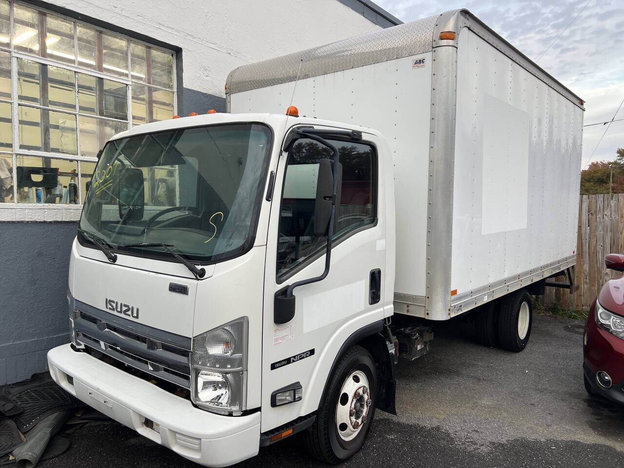 Isuzu NPR