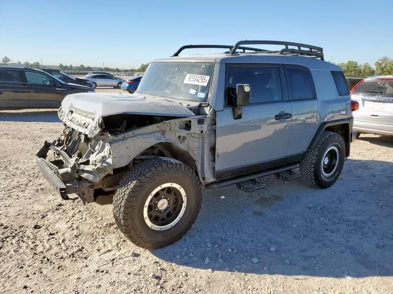Toyota FJ Cruiser