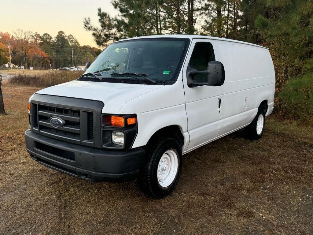 2010 FORD E-150
