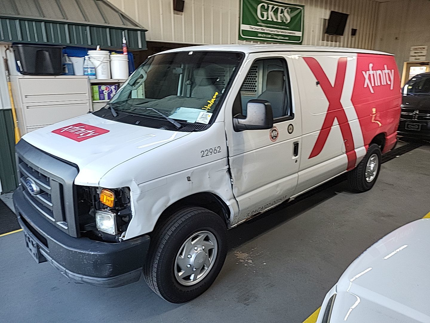 Ford E-250