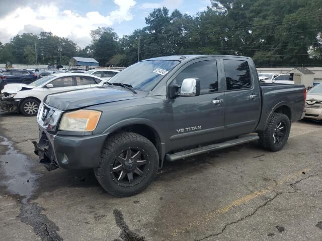 Nissan Titan