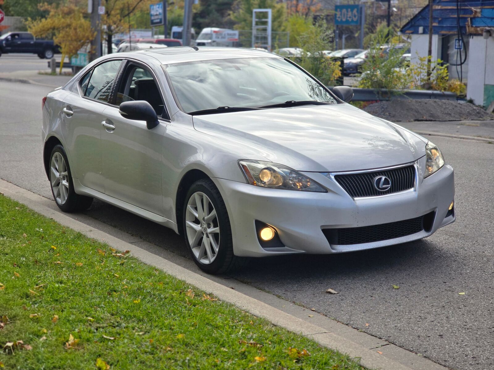 Lexus IS