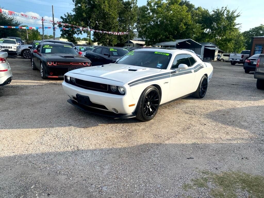 2014 DODGE Challenger