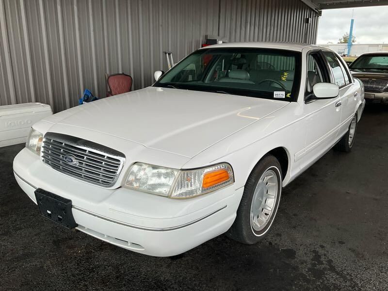 Ford Crown Victoria