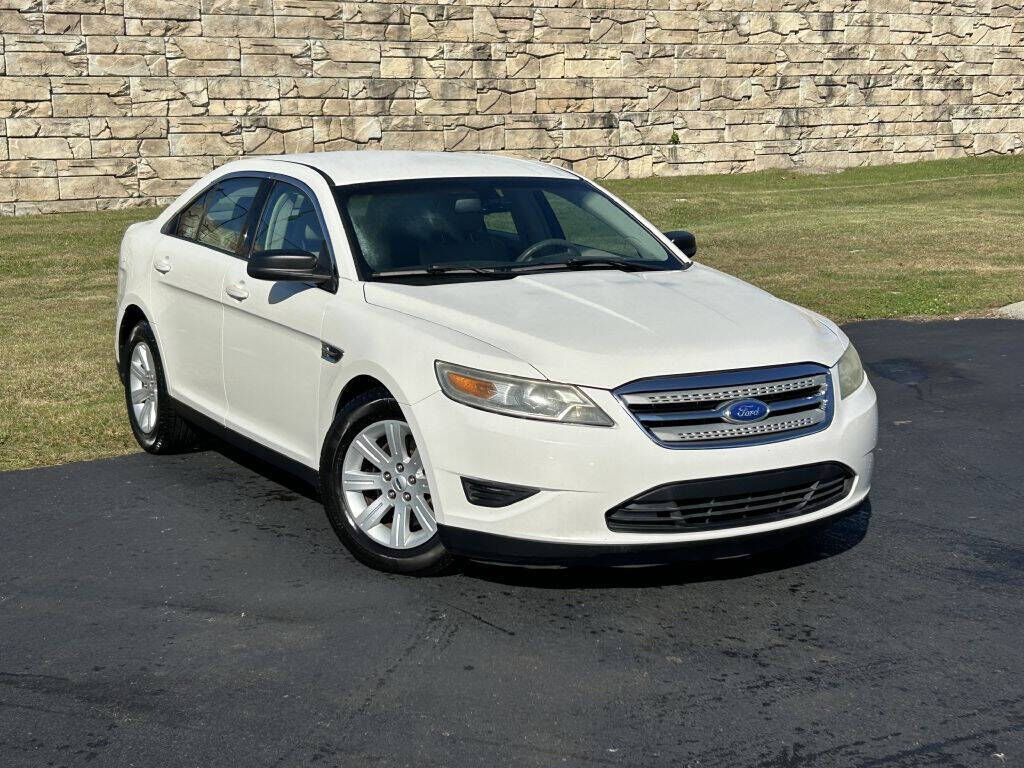 Ford Taurus