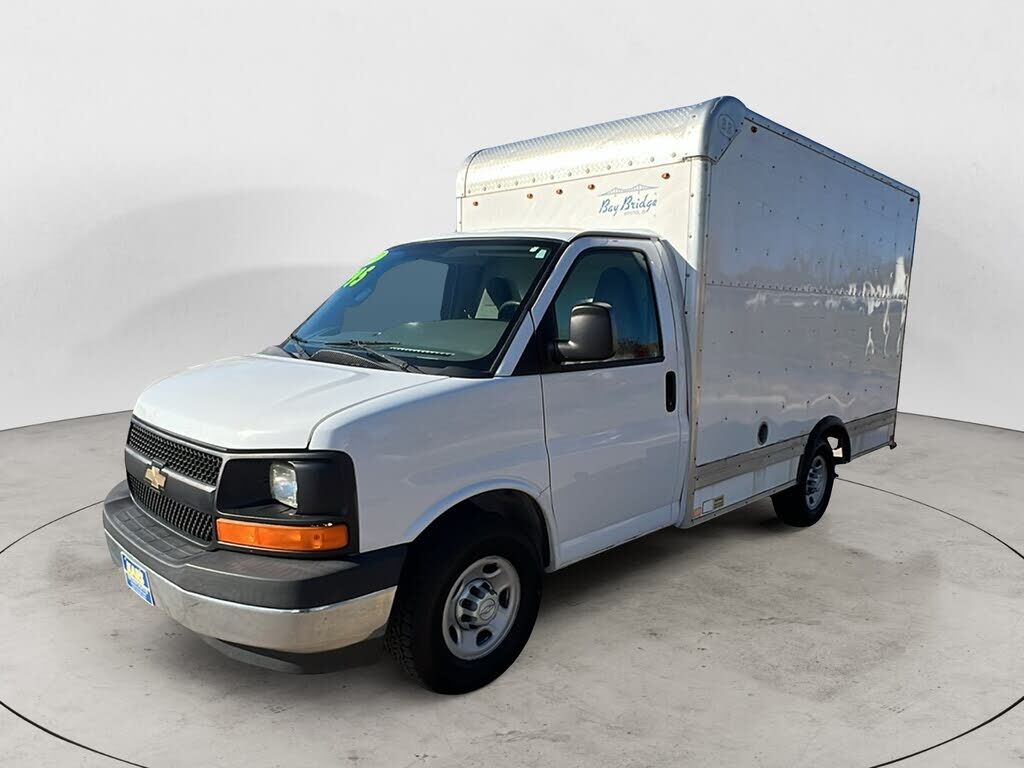 2017 CHEVROLET Express