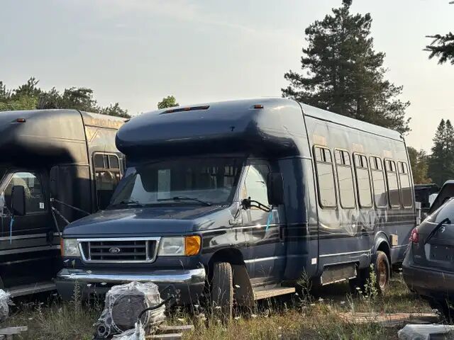 Ford E-450