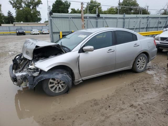 Mitsubishi Galant