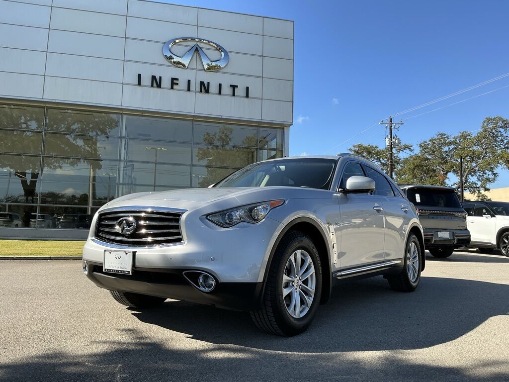 Infiniti QX70
