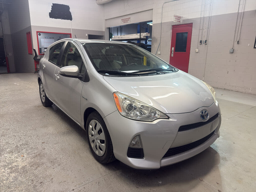 Toyota Prius C