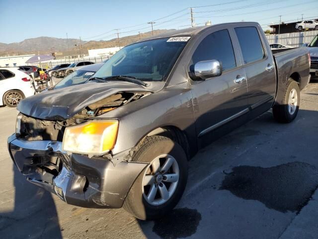Nissan Titan