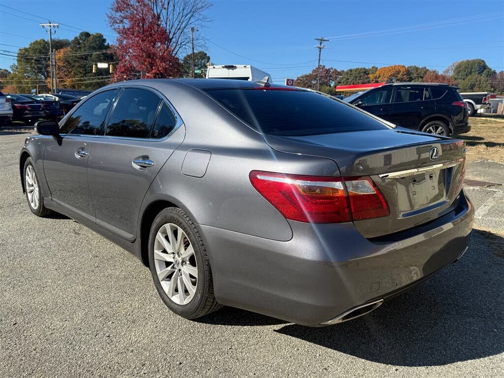 2012 Lexus LS