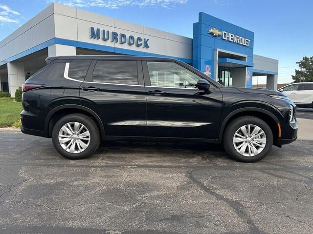 2025 Mitsubishi Outlander