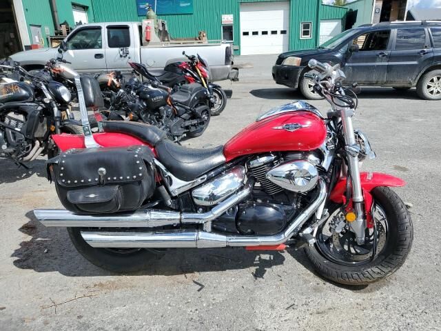 Suzuki VZ800