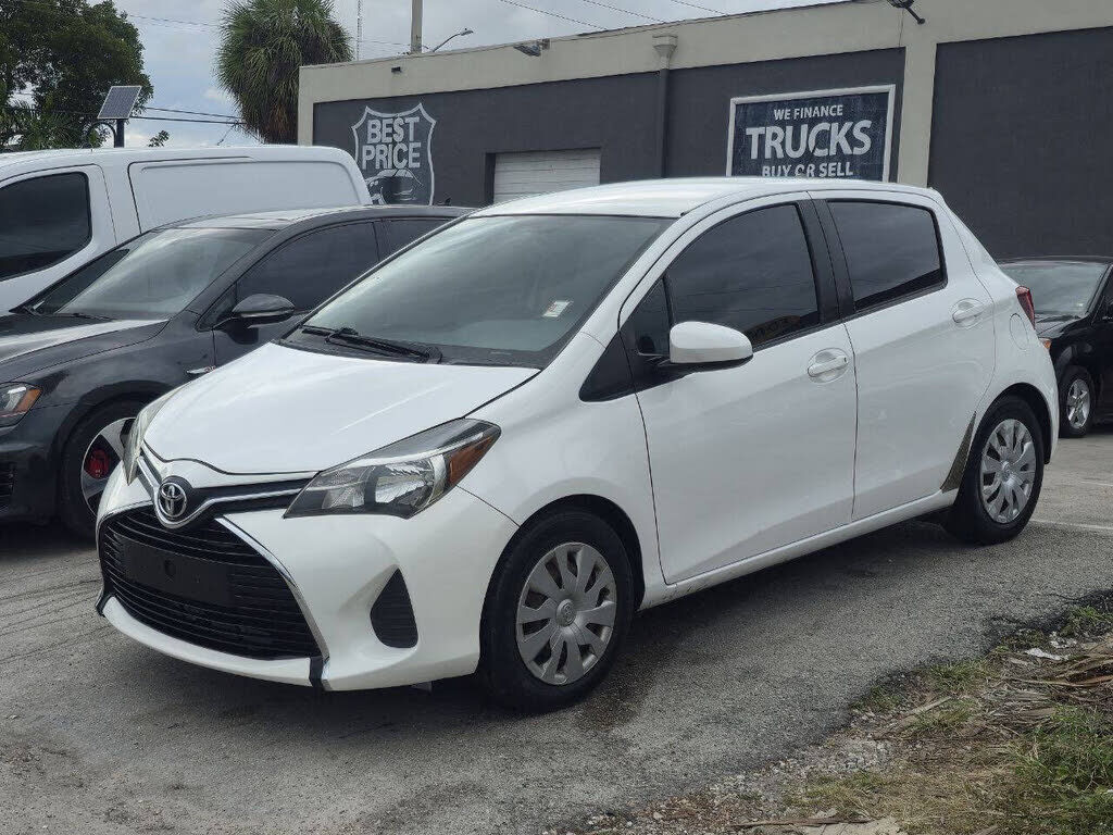 2015 TOYOTA Yaris