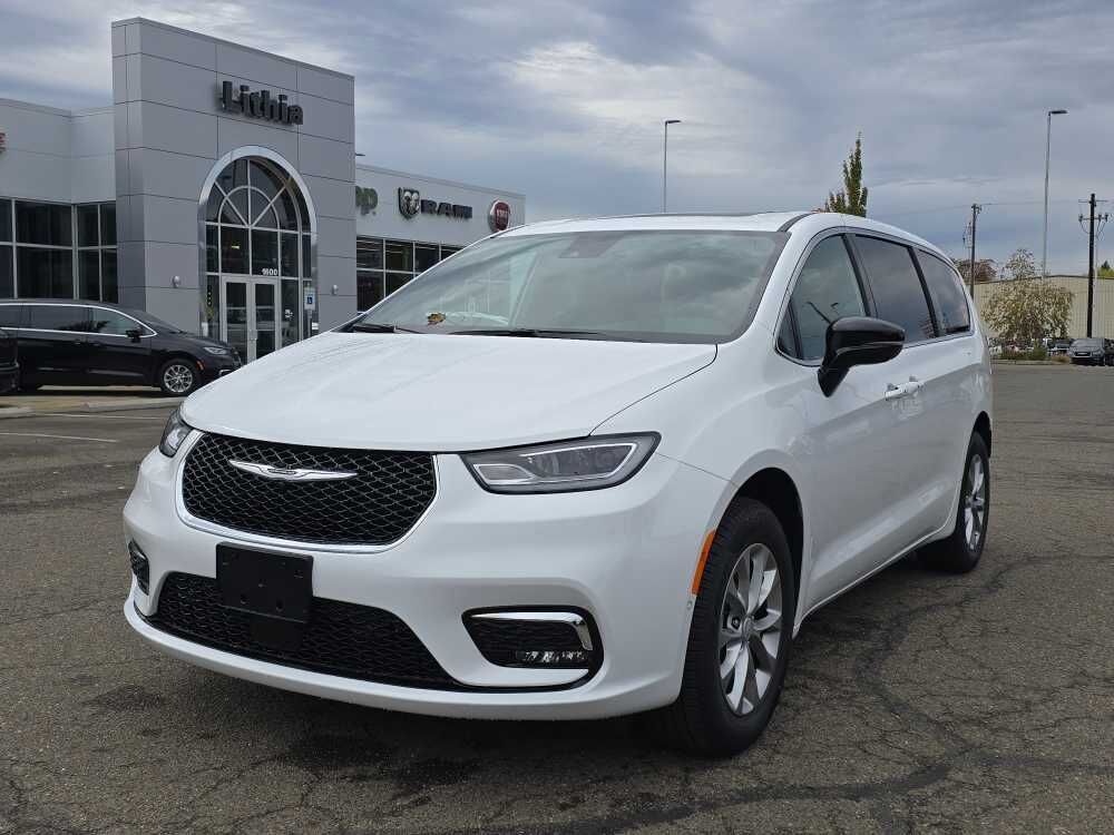 2026 CHRYSLER Pacifica