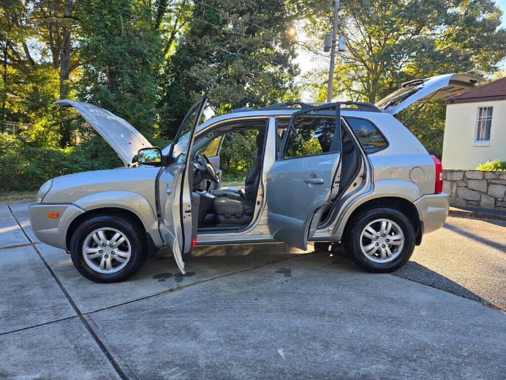 2006 HYUNDAI Tucson