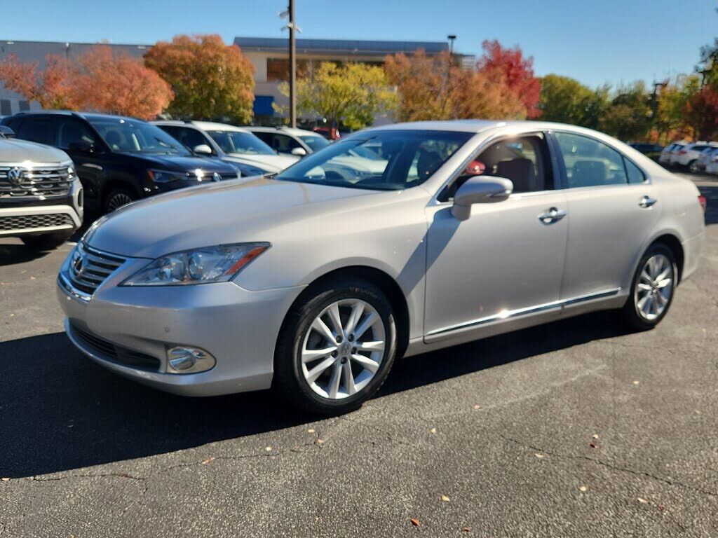 Lexus ES