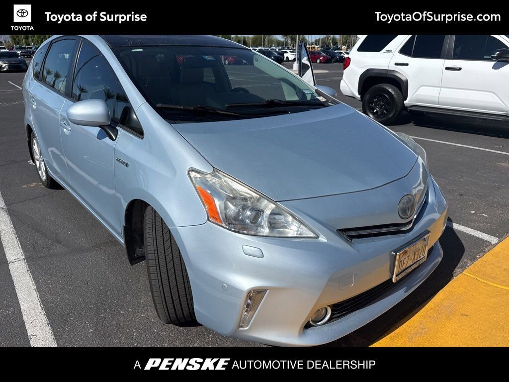 Toyota Prius V